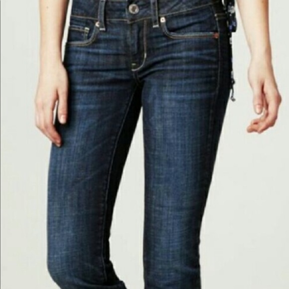 American Eagle Outfitters Denim - American Eagle - Size 00 Short - Stretch.